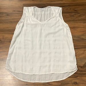 Old Navy White Sleeveless XS Top
